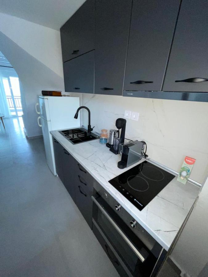 Sea View Loft Apartment Nea Roda Luaran gambar